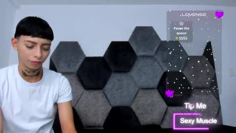 Snapshot of amber_adams_ chatting on 7, 3, 2025 Amber online show from 7, 3, 2025