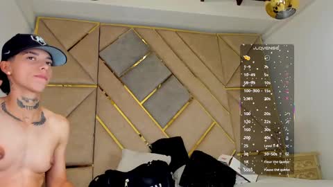 Snapshot of amber_adams_ chatting on 11, 9, 2025 Amber online show from 11, 9, 2025