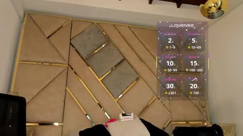 Snapshot of amber_adams_ chatting on 15, 9, 2025 Amber online show from 15, 9, 2025