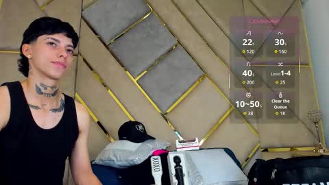 Snapshot of amber_adams_ chatting on 17, 10, 2025 Amber online show from 17, 10, 2025