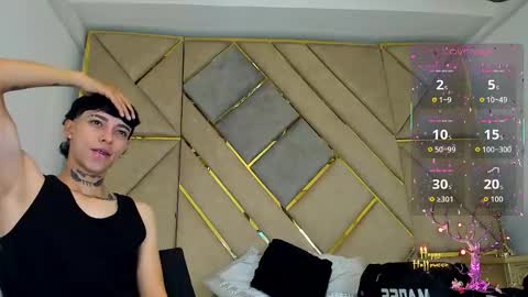 Snapshot of amber_adams_ chatting on 23, 10, 2025 Amber online show from 23, 10, 2025