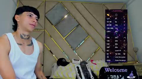 Snapshot of amber_adams_ chatting on 4, 11, 2025 Amber online show from 4, 11, 2025