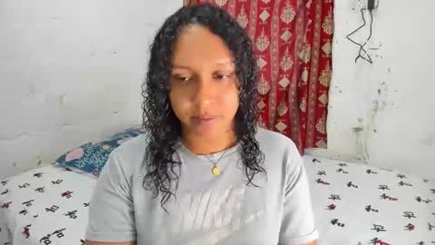 Snapshot of amber_lee20 chatting on 23, 12, 2025 LUISA online show from 23, 12, 2025