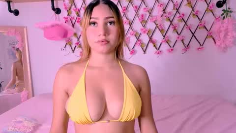 amber_love04 online show from 19, 2, 2026