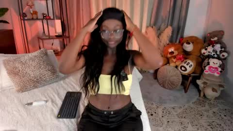 Snapshot of amber_maxwell chatting on 31, 5, 2026 Amber online show from 31, 5, 2026