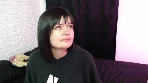 Snapshot of amber_rouss chatting on 28, 12, 2024 ROUSS online show from 28, 12, 2024