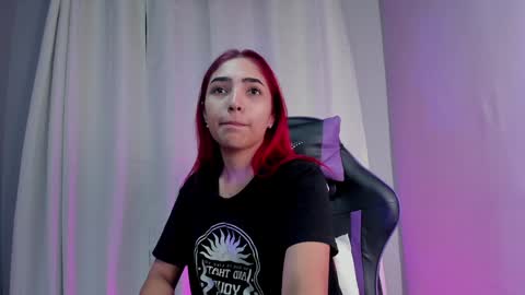 Amber Baker  online show from 7, 2, 2025