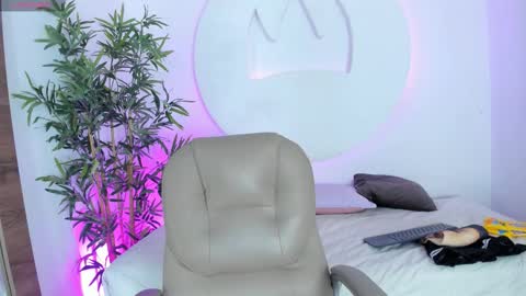 Amber online show from 25, 3, 2026