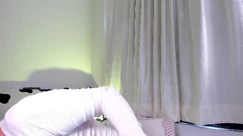 Snapshot of ambermiller04 chatting on 27, 6, 2026 Amber online show from 27, 6, 2026