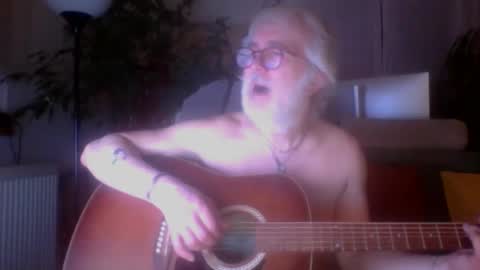 Amberr11 online show from 9, 2, 2026