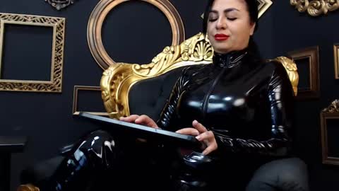 AMBER online show from 25, 2, 2025