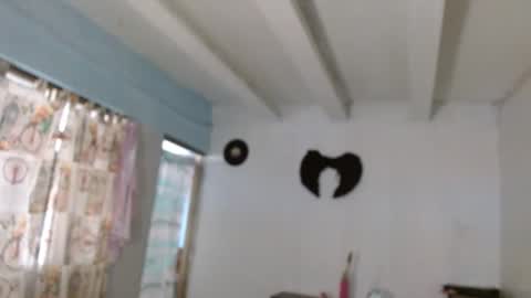 amelia  online show from 25, 11, 2025