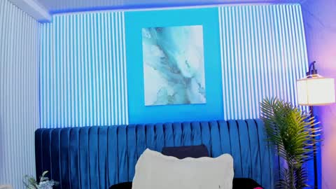 Snapshot of amelia_adms chatting on 12, 1, 2025 Amelia Adams online show from 12, 1, 2025
