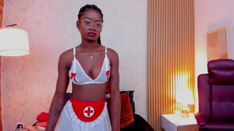 Snapshot of amelia_adms chatting on 11, 2, 2025 Amelia Adams online show from 11, 2, 2025