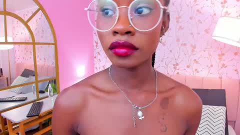 Snapshot of amelia_adms chatting on 20, 2, 2025 Amelia Adams online show from 20, 2, 2025