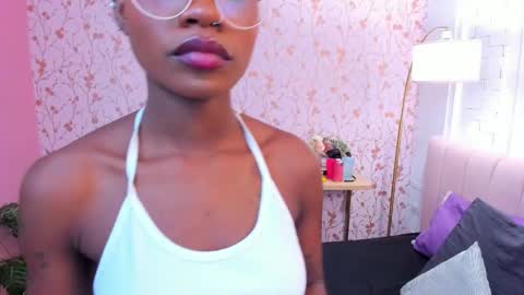 Snapshot of amelia_adms chatting on 12, 9, 2025 Amelia Adams online show from 12, 9, 2025