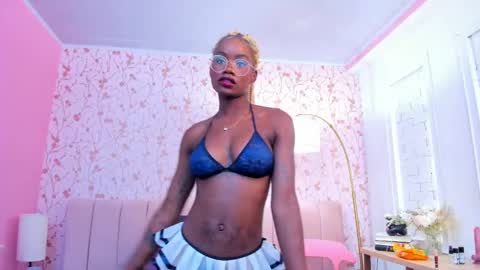 Snapshot of amelia_adms chatting on 14, 10, 2025 Amelia Adams online show from 14, 10, 2025