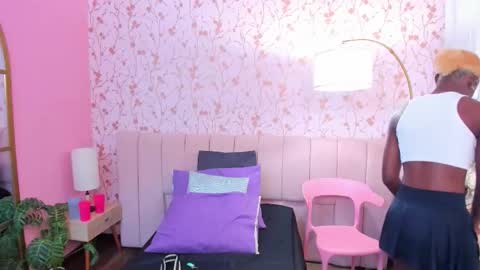 Snapshot of amelia_adms chatting on 18, 10, 2025 Amelia Adams online show from 18, 10, 2025