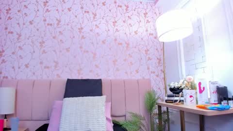 Amelia Adams online show from 26, 11, 2025