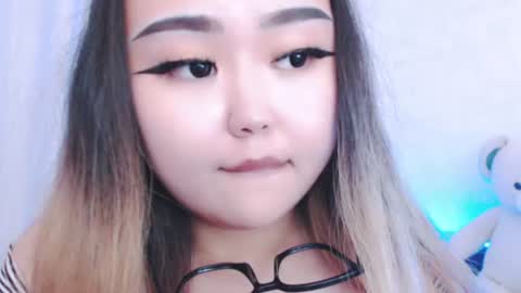 Snapshot of amelia_sunlight chatting on 27, 6, 2026 Amelia online show from 27, 6, 2026