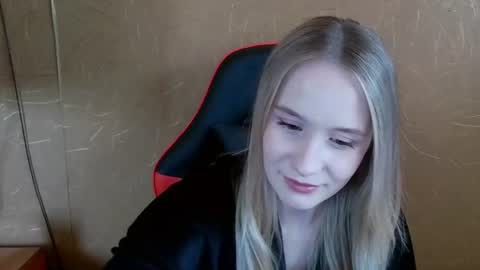 Snapshot of ameliaa333 chatting on 3, 7, 2026 Amelia online show from 3, 7, 2026