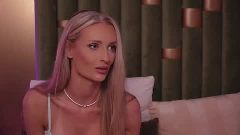 Snapshot of ameliaangell chatting on 24, 7, 2026 Amelia online show from 24, 7, 2026