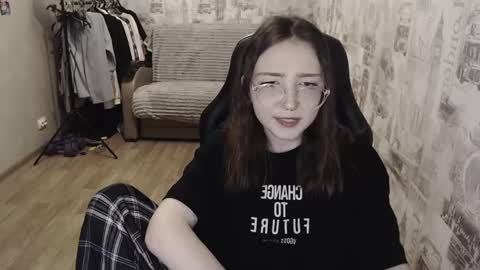 Snapshot of ameliakamishiro chatting on 12, 12, 2024 Amelia online show from 12, 12, 2024