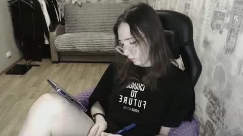 Snapshot of ameliakamishiro chatting on 11, 2, 2025 Amelia online show from 11, 2, 2025