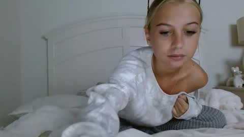 Amelia Lombardi online show from 28, 5, 2026