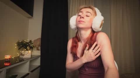 Snapshot of ameliamber0 chatting on 30, 12, 2024 Amelia online show from 30, 12, 2024