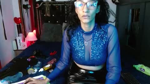 amelie__martinez online show from 16, 3, 2026