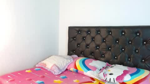 Snapshot of ameliejoness_ chatting on 30, 4, 2026 Ameliejoness online show from 30, 4, 2026
