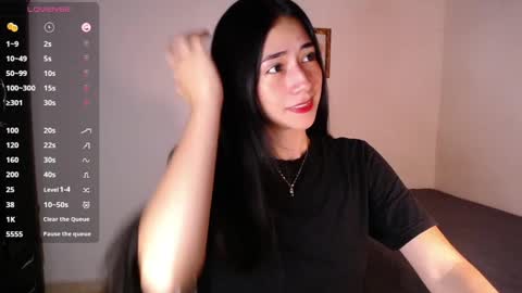 Snapshot of amelycaro chatting on 5, 12, 2024 Amely online show from 5, 12, 2024