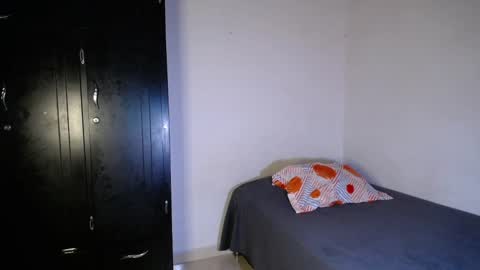 Snapshot of amelycaro chatting on 2, 1, 2025 Amely online show from 2, 1, 2025