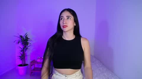 Snapshot of amelycaro chatting on 5, 2, 2025 Amely online show from 5, 2, 2025