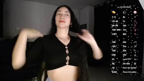 Snapshot of amelycaro chatting on 12, 9, 2025 Amely online show from 12, 9, 2025