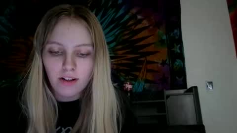 amethystmoon18 online show from 27, 2, 2026