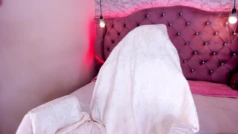 Snapshot of ametrix_ chatting on 12, 2, 2025 online show from 12, 2, 2025