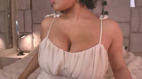 Snapshot of ametrix_ chatting on 13, 11, 2025 online show from 13, 11, 2025