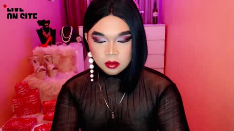 Queen Mireska online show from 12, 12, 2024