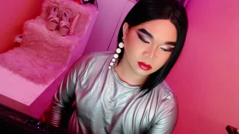 Queen Mireska online show from 21, 1, 2025