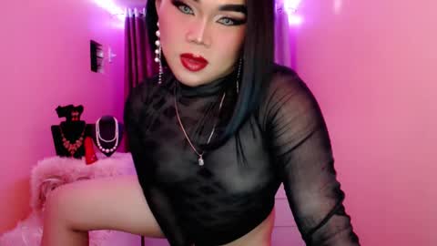 Queen Mireska online show from 22, 2, 2025