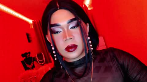 Queen Mireska online show from 6, 3, 2025