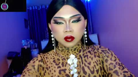 Snapshot of amiadoll chatting on 4, 8, 2026 Queen Mireska online show from 4, 8, 2026