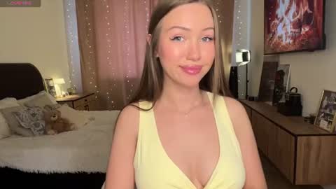 Snapshot of amilymi_ chatting on 23, 6, 2026 Amelia online show from 23, 6, 2026