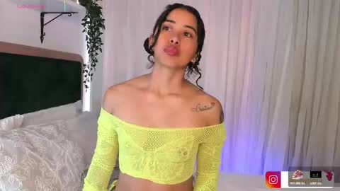 Snapshot of ammy_nova chatting on 9, 1, 2026 Ammy Nova online show from 9, 1, 2026