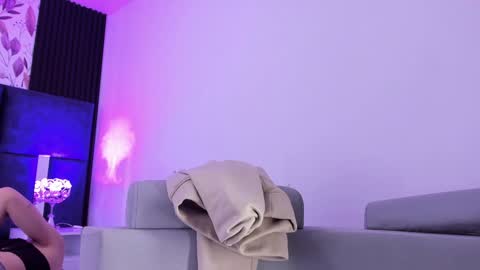 Snapshot of ammyjoness_ chatting on 17, 12, 2024 Ammy Jones online show from 17, 12, 2024