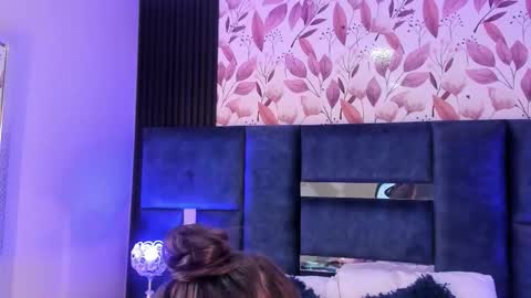 Snapshot of ammyjoness_ chatting on 8, 9, 2025 Ammy Jones online show from 8, 9, 2025