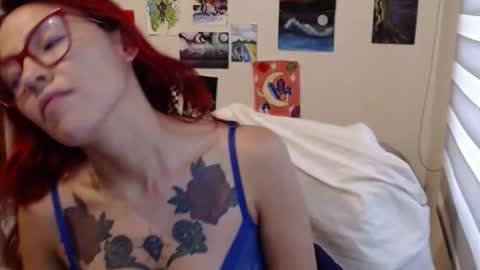 yisel online show from 6, 10, 2025
