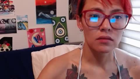 yisel online show from 31, 10, 2025